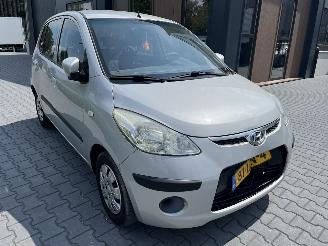 krockskadad bil auto Hyundai I-10 1.25i Dynamic Cool 2010/3