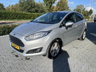uszkodzony samochody osobowe Ford Fiesta 1.2 Titanium KM 74320  Navi Clima 2017/3