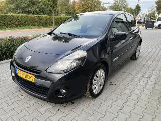škoda osobní automobily Renault Clio 1.5 dCi Parisienne 2011/4