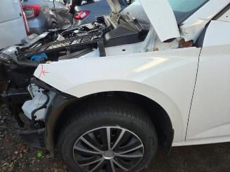 Skoda Kamiq Kamiq, SUV, 2019 1.0 TSI 12V picture 2