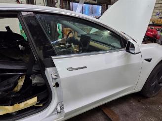 Tesla Model 3 Model 3, Sedan, 2017 Long Range AWD 75 kWh picture 2