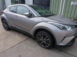 Toyota C-HR C-HR (X1,X5), SUV, 2016 1.2 16V Turbo picture 2