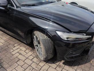 Volvo V-60 V60 II (ZW), Combi, 2018 2.0 B3 16V Mild Hybrid picture 3