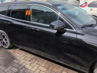 Volvo V-60 V60 II (ZW), Combi, 2018 2.0 B3 16V Mild Hybrid picture 4