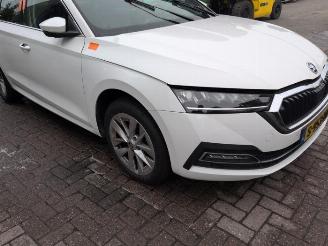 demontáž osobní automobily Skoda Octavia Octavia Combi (NXAC), Combi 5-drs, 2019 1.0 TSI 12V 2023/3