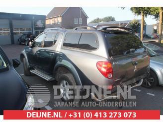 Vrakbiler auto Mitsubishi L-200 L-200 (KA/KB), Pick-up, 2005 / 2015 2.5 DI-D 4x4 2007