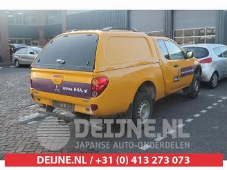 Vrakbiler auto Mitsubishi L-200 L-200 (KA/KB), Pick-up, 2005 / 2015 2.5 DI-D 4x4 2012/8