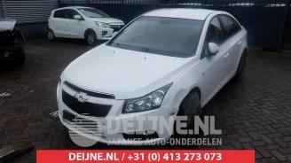 Coche siniestrado Chevrolet Cruze Cruze, Sedan, 2009 / 2015 2.0 D 16V 2010