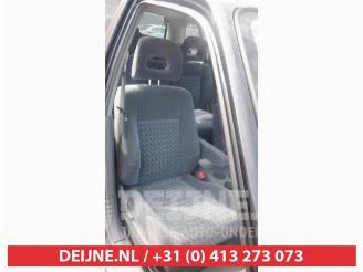 Honda Cr-v CR-V (RD1/3), SUV, 1995 / 2002 2.0i 16V VTEC picture 14