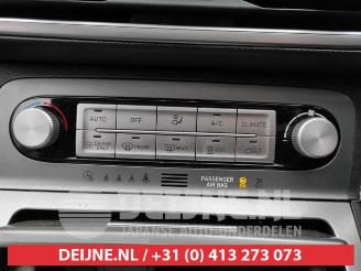 Hyundai Kona Kona (OS), SUV, 2017 / 2023 64 kWh picture 17