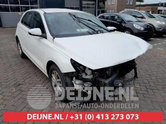 Auto da rottamare Hyundai I-30 i30 (PDEB5/PDEBB/PDEBD/PDEBE), Hatchback, 2016 1.6 CRDi 16V VGT 2017
