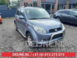 Auto da rottamare Daihatsu Terios Terios (J2), Terreinwagen, 2005 1.5 16V DVVT 4x2 Euro 4 2006/9