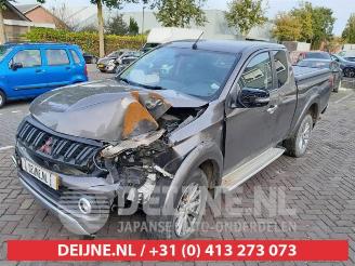 Mitsubishi L-200 L-200, Pick-up, 1986 / 1996 2.4 Clean Diesel 4WD picture 3