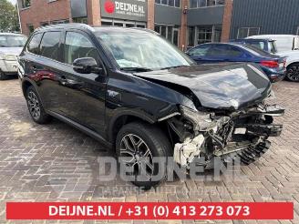 Salvage car Mitsubishi Outlander Outlander (GF/GG), SUV, 2012 / 2022 2.0 16V PHEV 4x4 2015/7