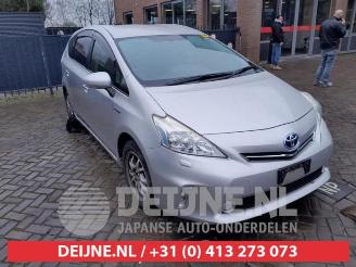 demontáž osobní automobily Toyota Prius Plus Prius Plus (ZVW4), MPV, 2011 1.8 Hybrid 16V 2013