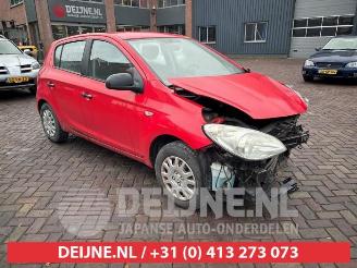 Vrakbiler auto Hyundai I-20 i20, Hatchback, 2008 / 2015 1.2i 16V 2008/12