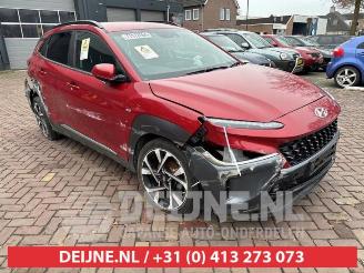 Vrakbiler auto Hyundai Kona Kona (OS), SUV, 2017 / 2023 1.0 T-GDI 12V Mild Hybrid 48V 2021/5
