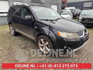 demontáž osobní automobily Mitsubishi Outlander Outlander (CW), SUV, 2006 / 2012 2.0 DI-D 16V 4x4 2007/8