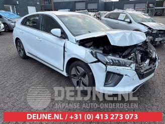 Coche siniestrado Hyundai Ioniq Ioniq, Liftback, 2016 / 2022 1.6 GDI 16V Hybrid 2020