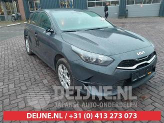 Auto da rottamare Kia Cee d Ceed (CDB5/CDBB), Hatchback 5-drs, 2018 1.0i T-GDi 12V Eco-Dynamics+ 2024/6