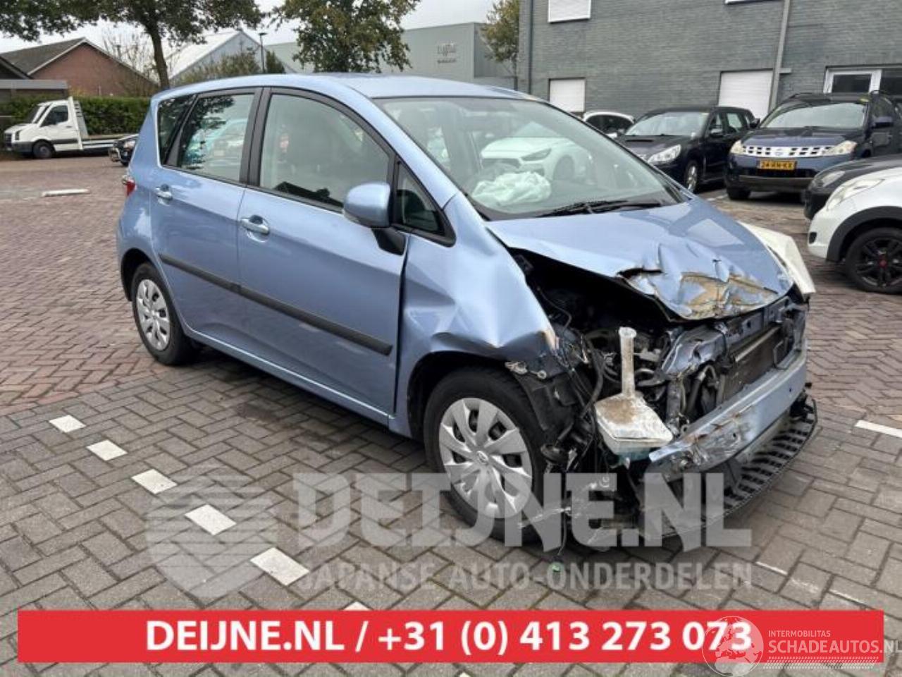 Toyota Verso S Verso S, MPV, 2010 / 2016 1.33 16V Dual VVT-I