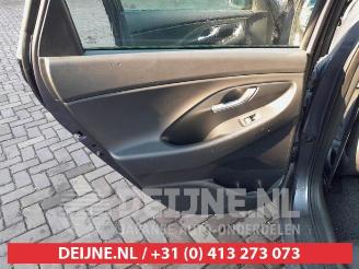 Hyundai I-30 i30 (PDEB5/PDEBB/PDEBD/PDEBE), Hatchback, 2016 1.0 T-GDI 12V picture 12