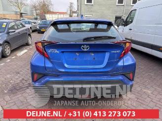 Toyota C-HR C-HR (X1,X5), SUV, 2016 1.8 16V Hybrid picture 6