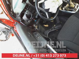 Suzuki Ignis Ignis (MF), Hatchback 5-drs, 2016 1.2 Dual Jet 16V Smart Hybrid picture 10