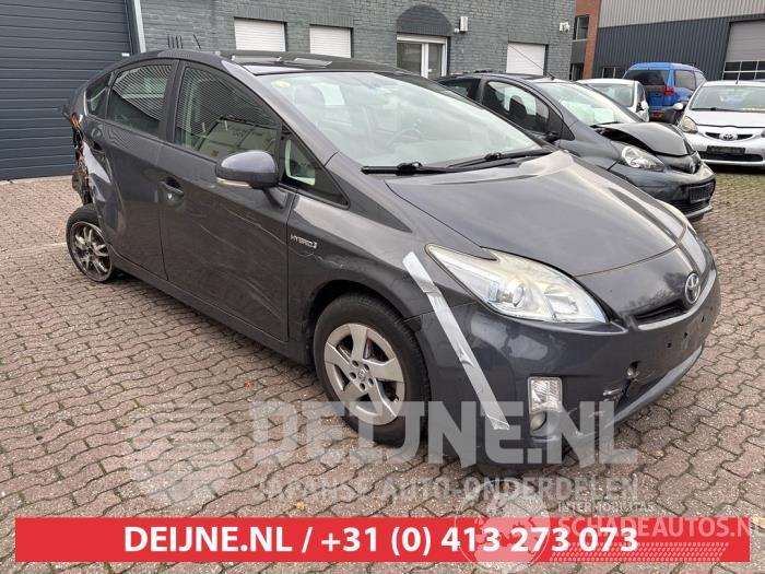 Toyota Prius Prius (ZVW3), Hatchback, 2009 / 2016 1.8 16V