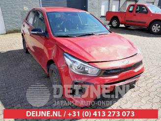 Vrakbiler auto Kia Rio Rio IV (YB), Hatchback, 2017 1.0i T-GDi 120 Eco-Dynamics+ 12V 2021