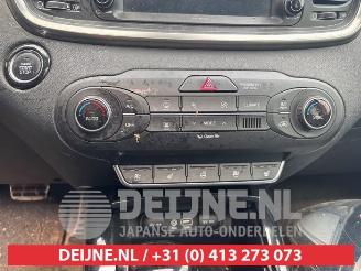 Kia Sorento Sorento III (UM), SUV, 2015 / 2020 2.2 CRDi 16V VGT 4x4 picture 11