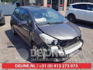 Autoverwertung Toyota Yaris Yaris III (P13), Hatchback, 2010 / 2020 1.0 12V VVT-i 2013/7