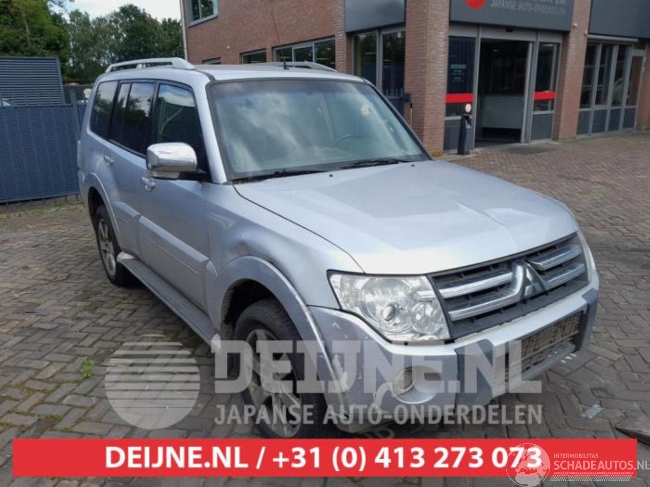 Mitsubishi Pajero Pajero Hardtop (V8/9), Terreinwagen, 2007 3.2 DI-D 16V Autom.