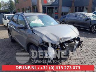 Salvage car Hyundai Kona Kona (OS), SUV, 2017 / 2023 1.6 GDi HEV 16V 2022/3