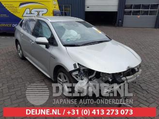 disassembly passenger cars Suzuki Swace Swace, Combi 5-drs, 2020 1.8 16V Hybrid 2022/3