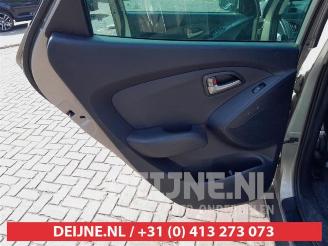 Hyundai Ix35 iX35 (LM), SUV, 2009 / 2015 2.0 16V picture 12