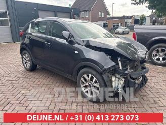 rozbiórka samochody osobowe Kia Sportage Sportage (SL), Terreinwagen, 2010 / 2016 1.7 CRDi 16V 4x2 2014/6