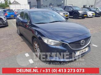 Vrakbiler auto Mazda 3 6 SportBreak (GJ/GH/GL), Combi, 2012 2.2 SkyActiv-D 150 16V 2014/7