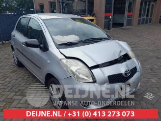 Toyota Yaris Yaris II (P9), Hatchback, 2005 / 2014 1.0 12V VVT-i picture 1
