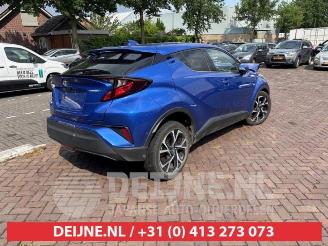 Toyota C-HR C-HR (X1,X5), SUV, 2016 1.8 16V Hybrid picture 7