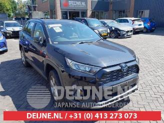 Auto da rottamare Toyota Rav-4 RAV4 (A5), Terreinwagen, 2018 2.5 Hybrid 16V AWD 2019