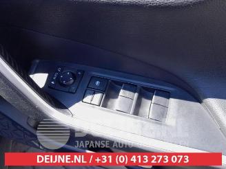 Toyota Rav-4 RAV4 (A5), Terreinwagen, 2018 2.5 Hybrid 16V AWD picture 18