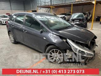 Uttjänta bilar auto Kia Cee d Cee'd Sportswagon (JDC5), Combi, 2012 / 2018 1.6 CRDi 16V VGT 2013