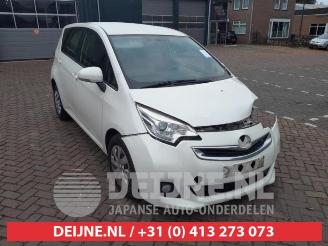 Vrakbiler auto Toyota Verso S Verso S, MPV, 2010 / 2016 1.4 D-4D 2014/2