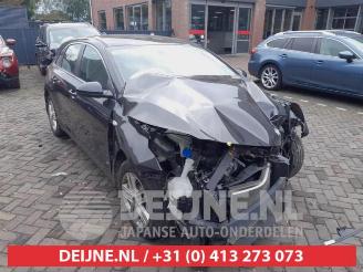 Vrakbiler auto Kia Cee d Ceed (CDB5/CDBB), Hatchback 5-drs, 2018 1.0i T-GDi 12V 2021/3