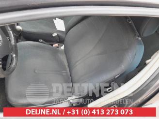 Toyota Yaris Yaris II (P9), Hatchback, 2005 / 2014 1.3 16V VVT-i picture 15