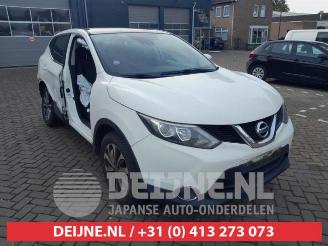 Coche siniestrado Nissan Qashqai Qashqai (J11), SUV, 2013 1.2 DIG-T 16V 2014/7