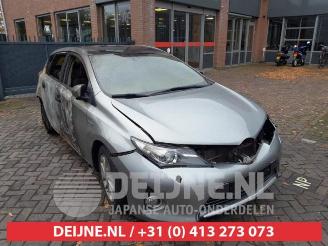 Purkuautot passenger cars Toyota Auris Auris (E18), Hatchback 5-drs, 2012 / 2019 1.8 16V Hybrid 2014/3