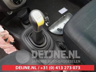 Toyota Yaris Yaris II (P9), Hatchback, 2005 / 2014 1.3 16V VVT-i picture 20