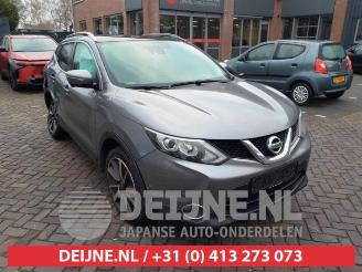 Salvage car Nissan Qashqai Qashqai (J11), SUV, 2013 1.2 DIG-T 16V 2014/3